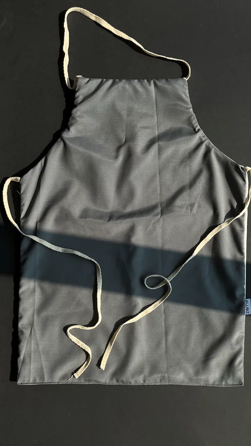 پیشبند مینیمال رنگ طوسی متوسط