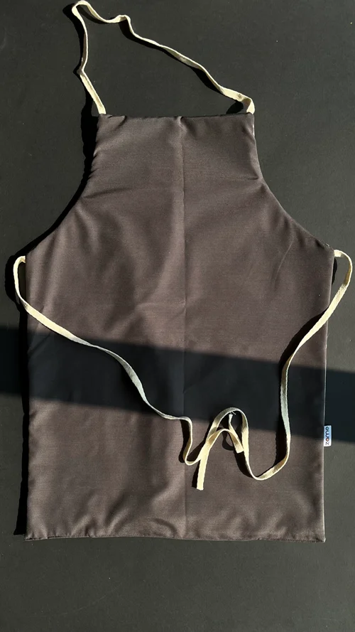 پیشبند مدل مینیمال رنگ طوسی تیره